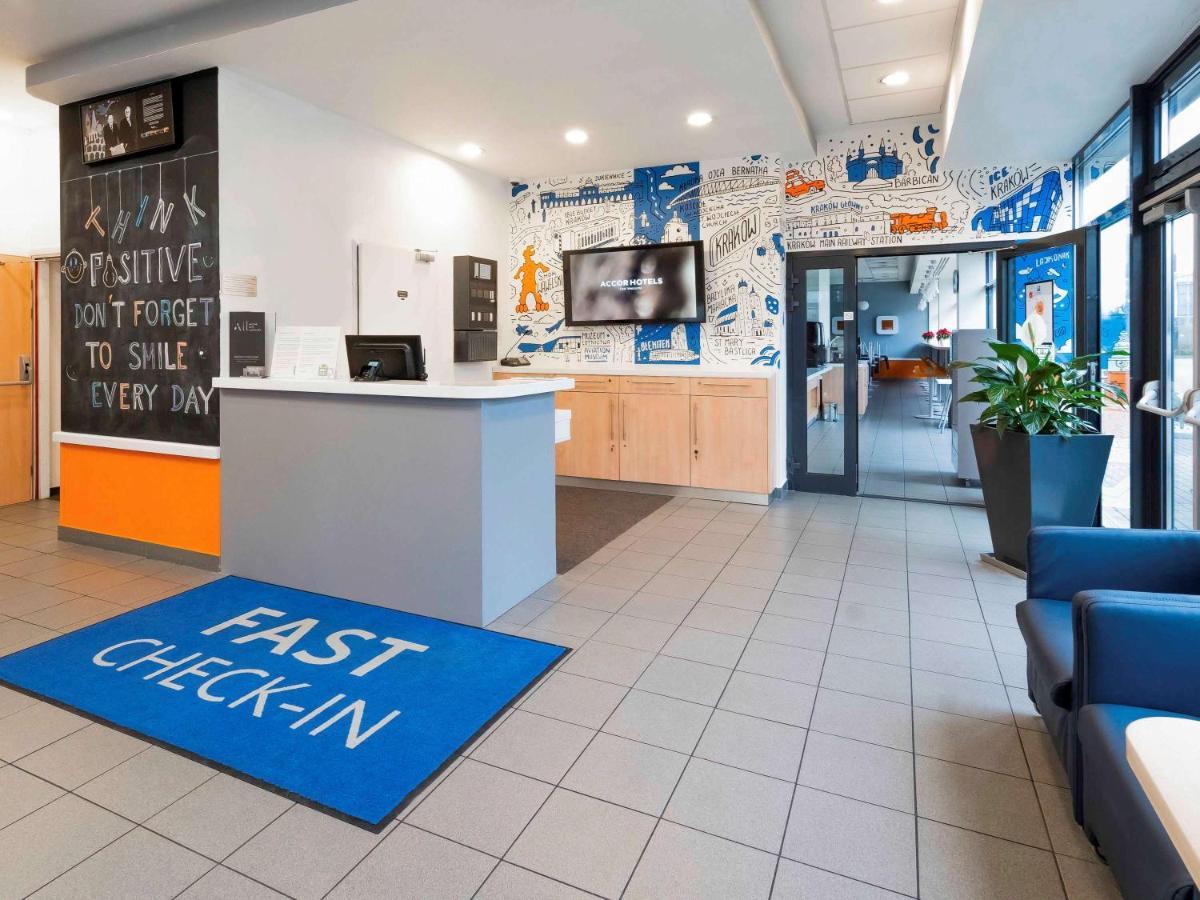 Ibis Budget Krakow Bronowice Exterior foto