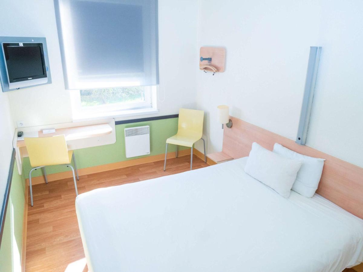 Ibis Budget Krakow Bronowice Exterior foto