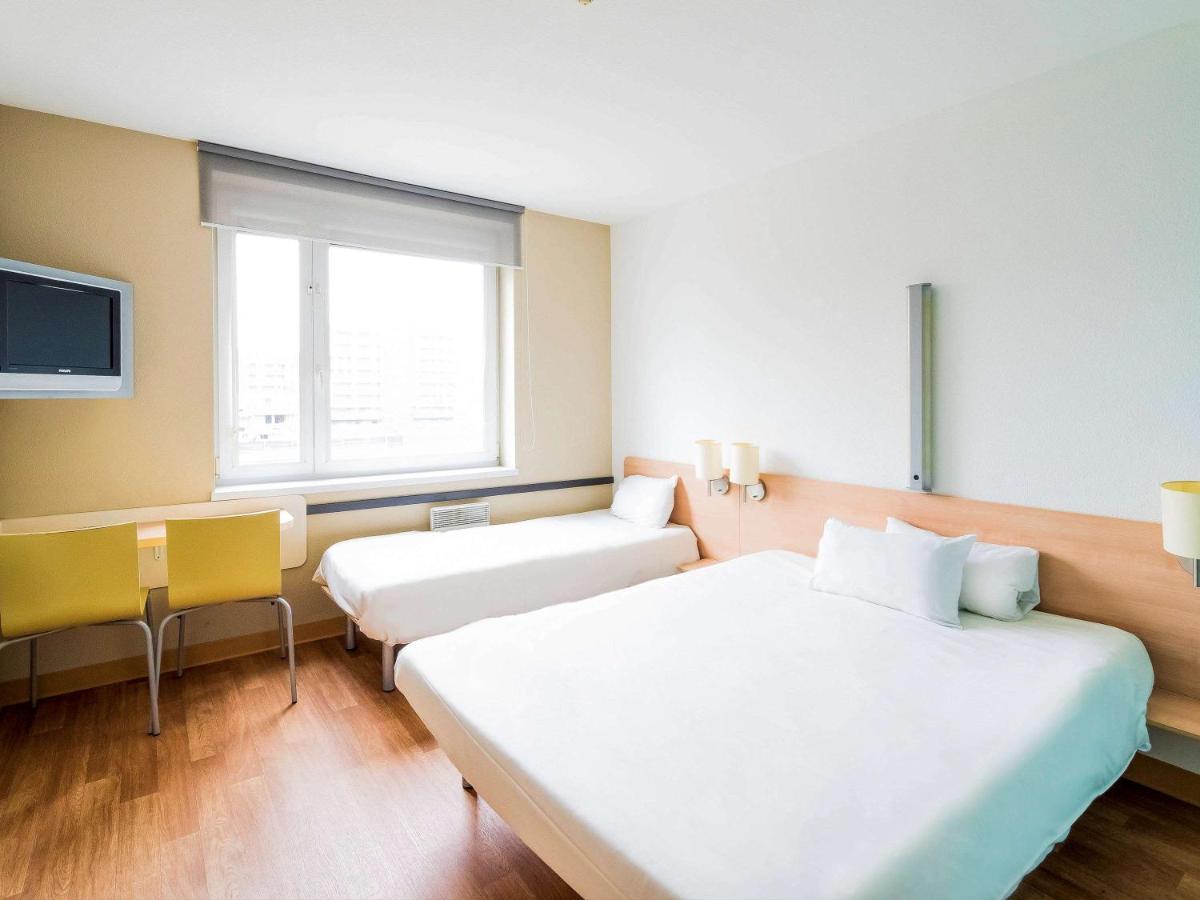 Ibis Budget Krakow Bronowice Exterior foto