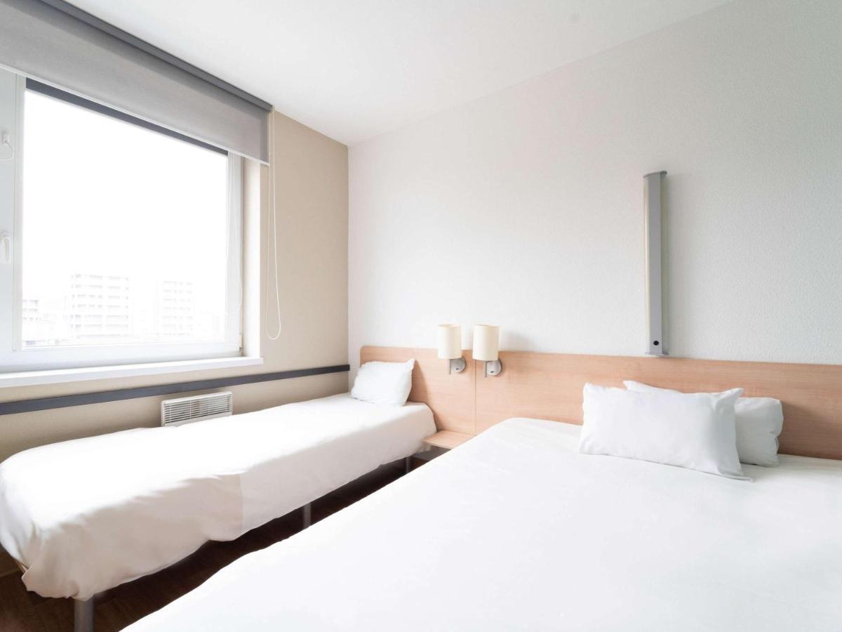 Ibis Budget Krakow Bronowice Exterior foto