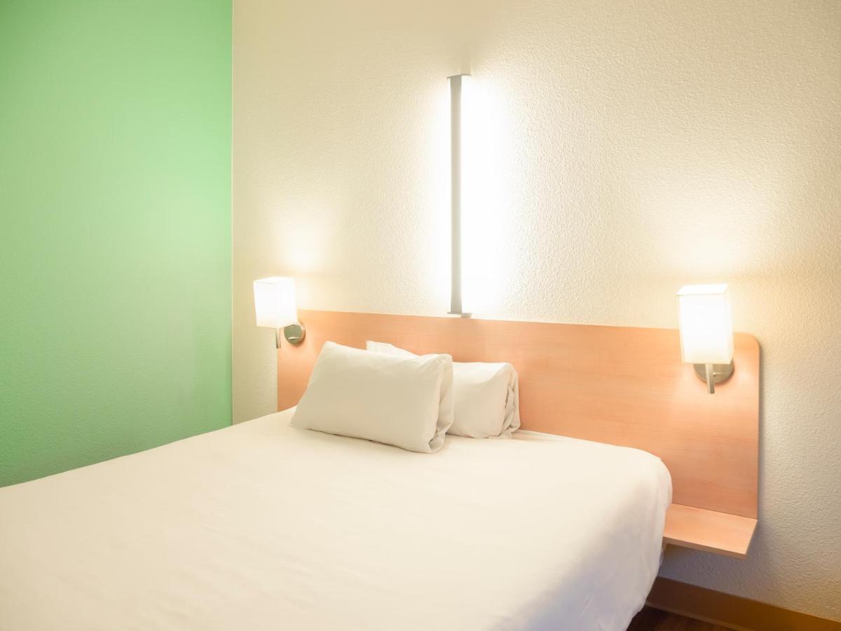 Ibis Budget Krakow Bronowice Exterior foto